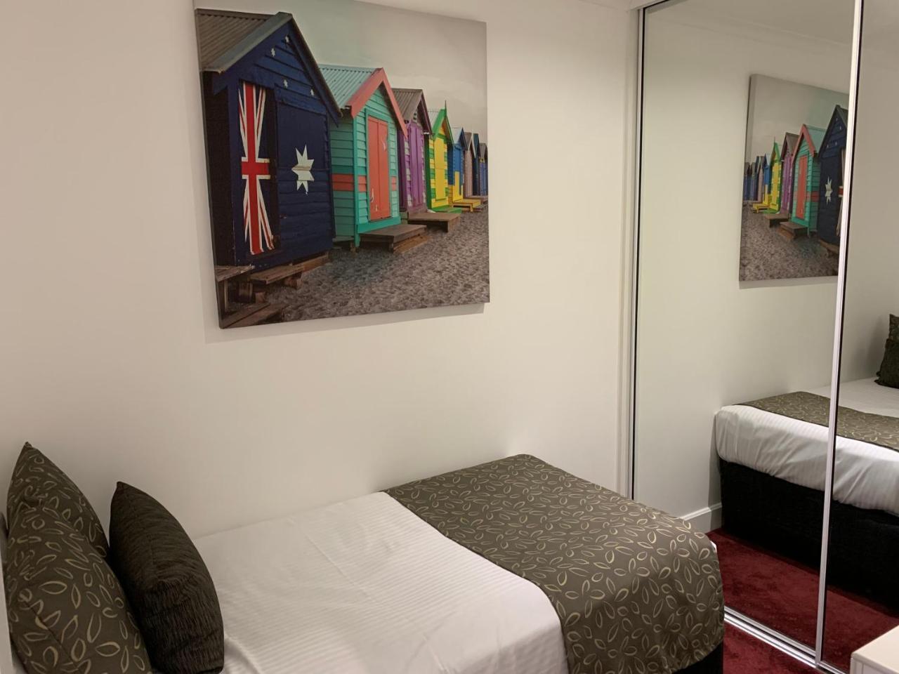 Ensenada Motor Inn And Suites Аделаида Экстерьер фото